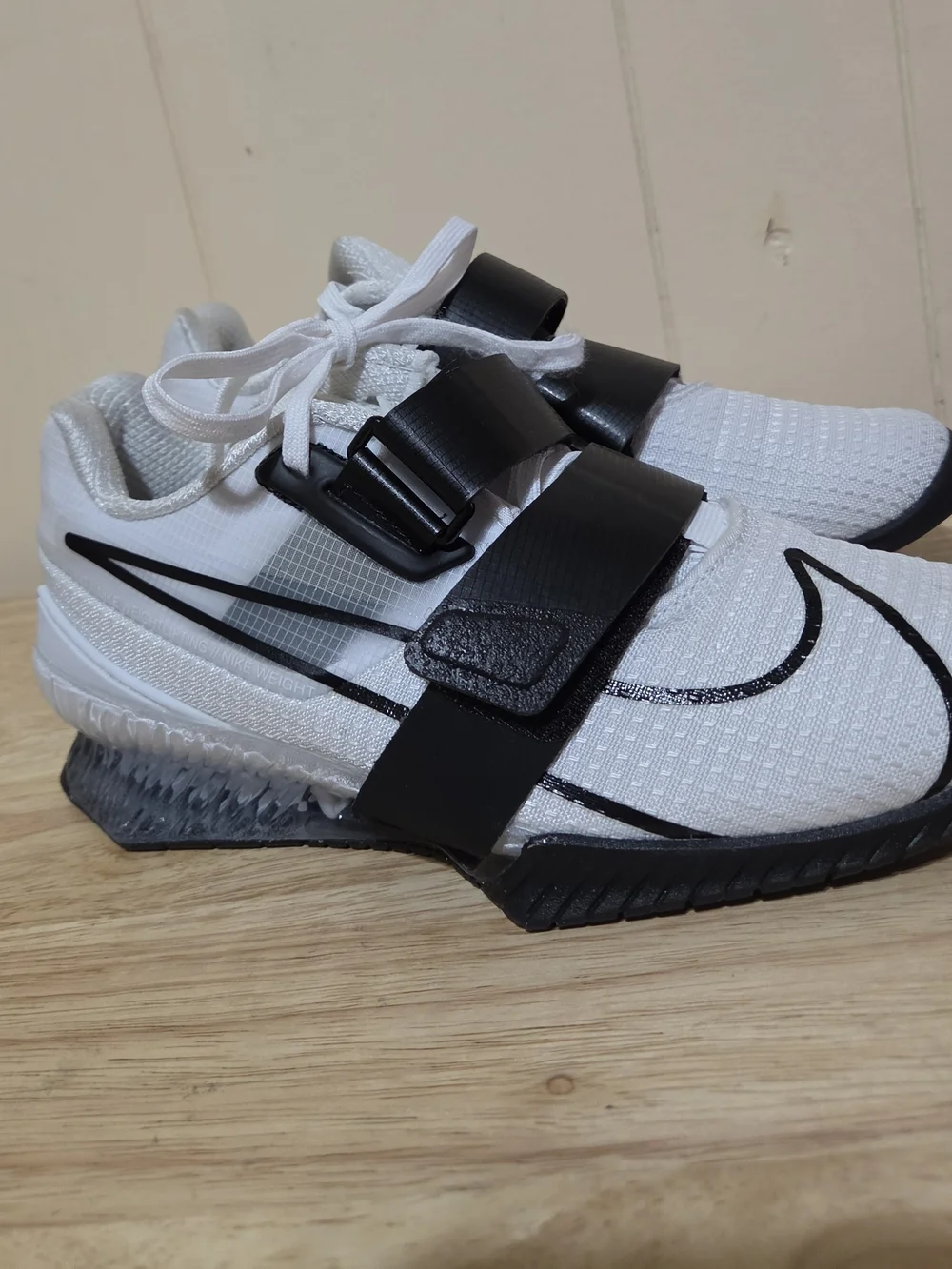 Nike Romaleos 4 Weightlifting White and Black Strap Athletic Shoes